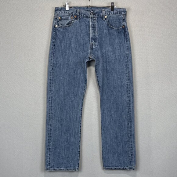 Levis 501 Jeans Mens 34x30 Blue Original Straight Fit Mid Rise Medium Wash Denim - Picture 2 of 11